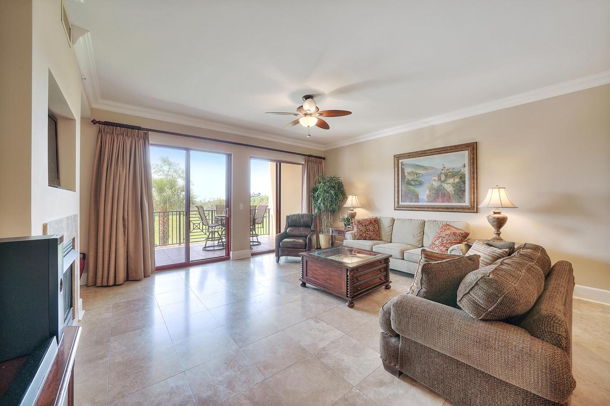 Sanctuary By The Sea Condos 산타로사 비치 객실 사진