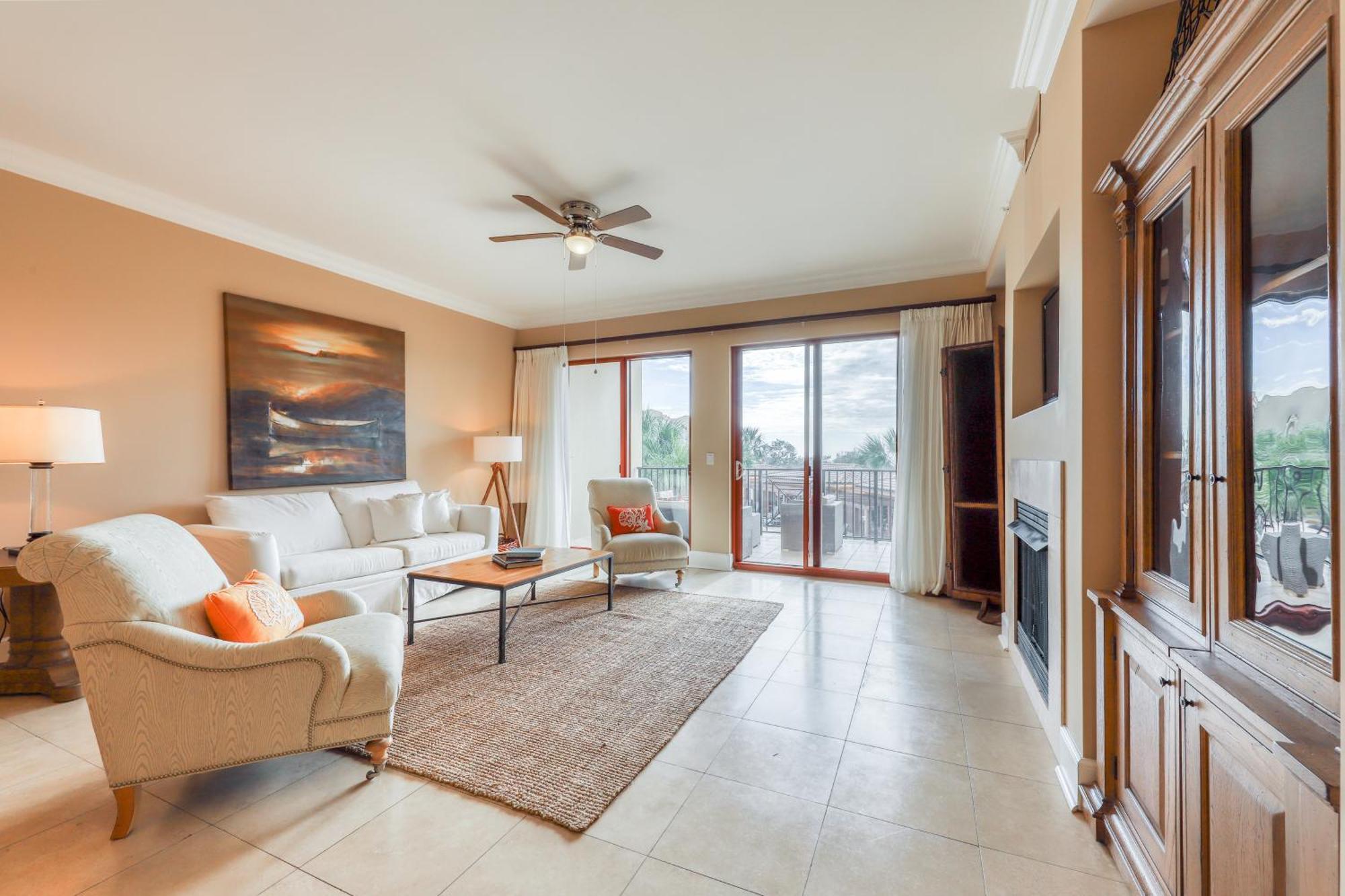 Sanctuary By The Sea Condos 산타로사 비치 객실 사진