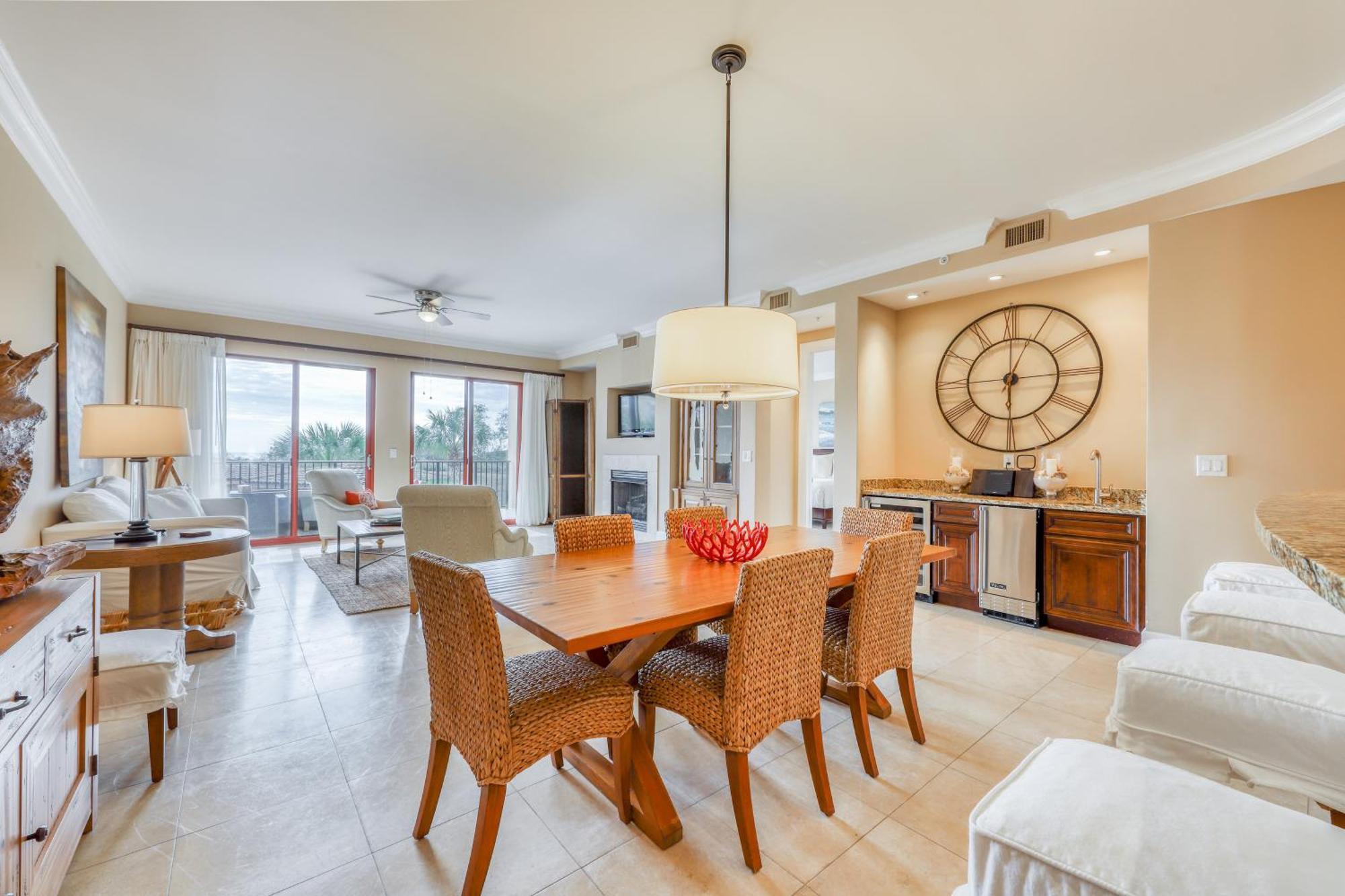 Sanctuary By The Sea Condos 산타로사 비치 객실 사진