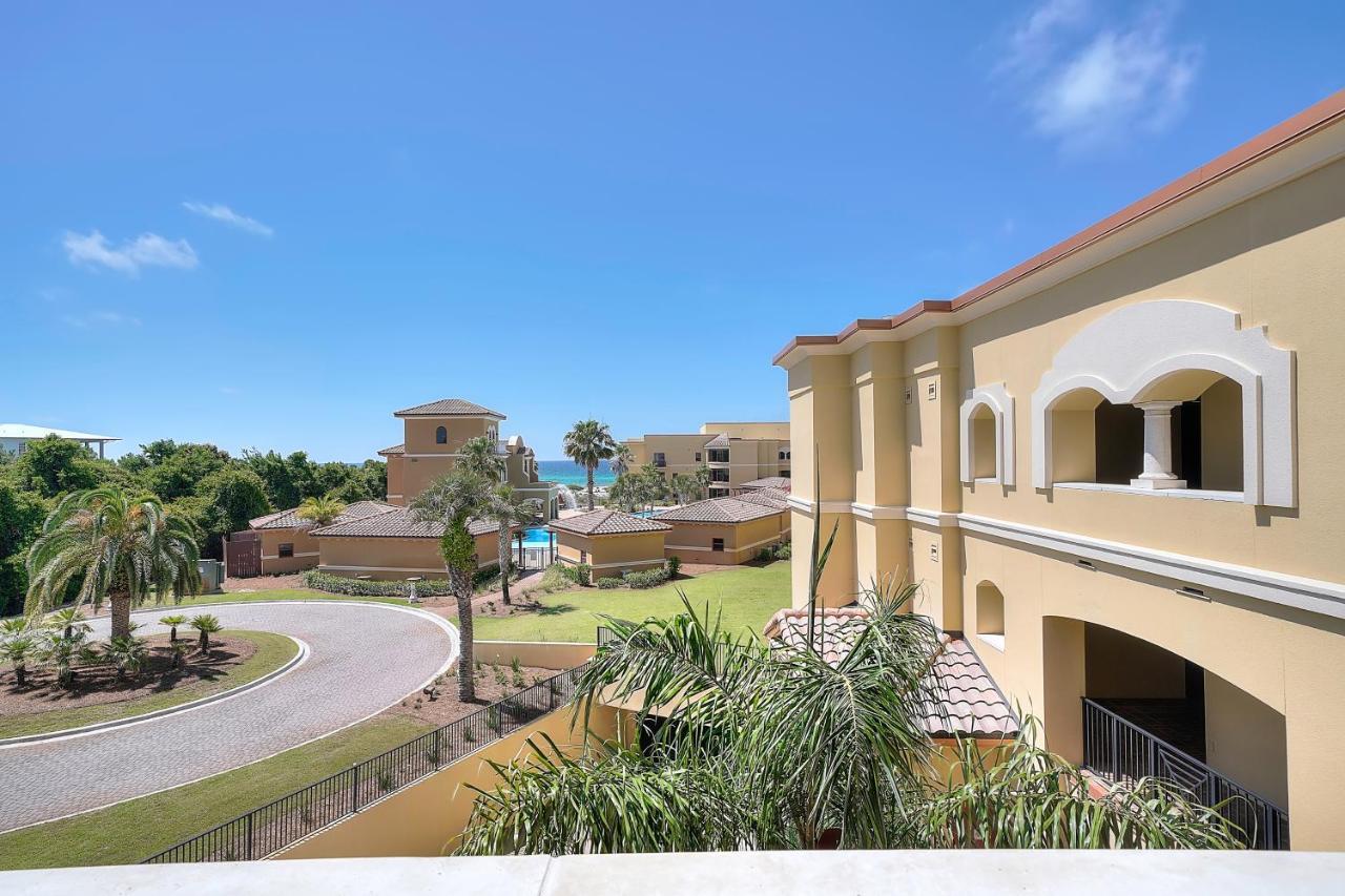 Sanctuary By The Sea Condos 산타로사 비치 외부 사진